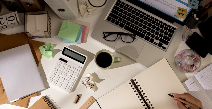 5 Signs Your Business Needs Professional Bookkeeping Services featured image 5 Signs Your Business Needs Professional Bookkeeping Services